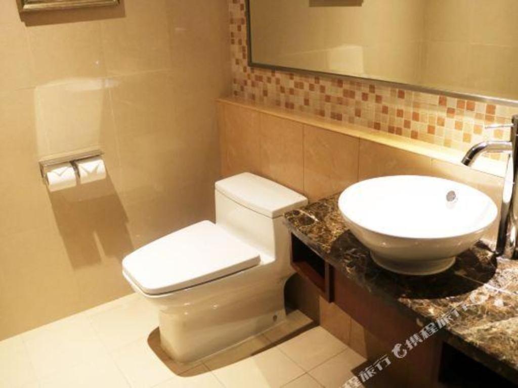 Shuguang International Hotel Kunshan Kunshan  Exteriör bild